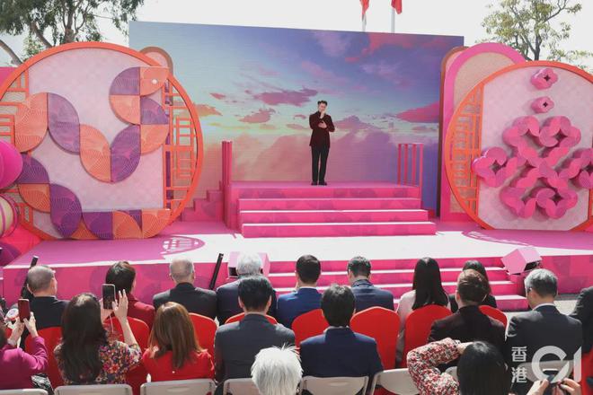 步骤出错遭训斥：佢喊晒口闹我唔系咁样刷pg电子游戏网站周柏豪被囝囝发现刷牙